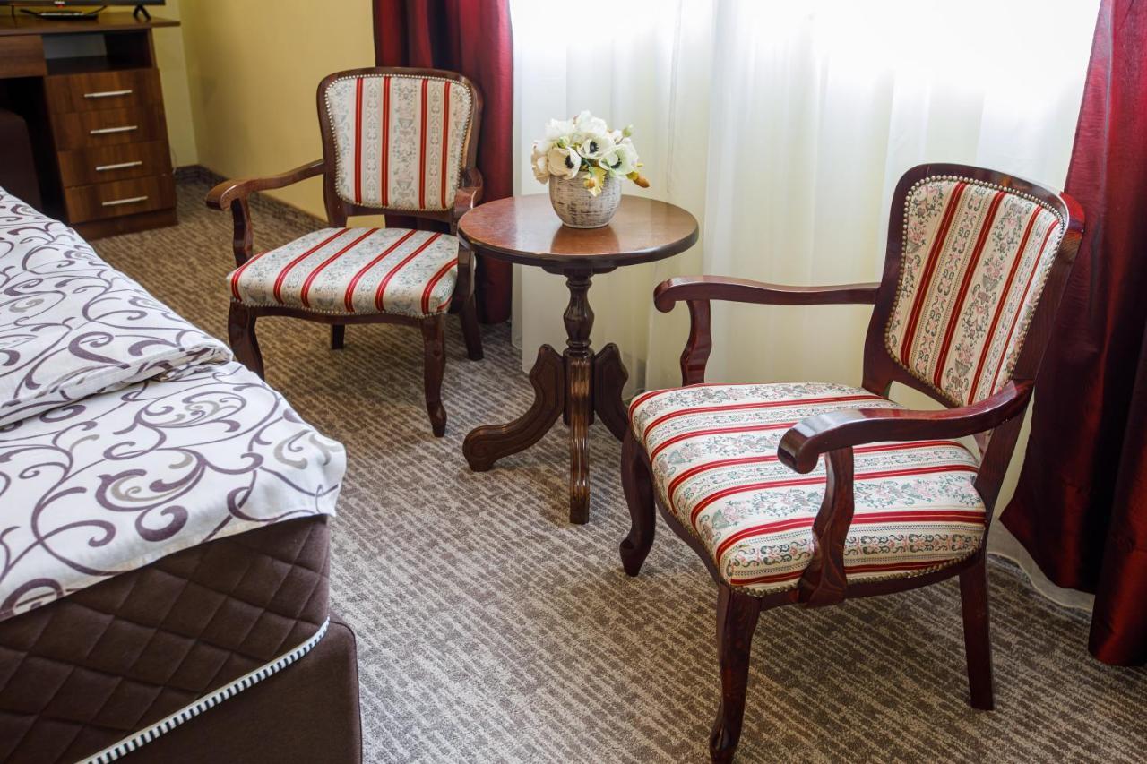 Villa Modena 수보티차 외부 사진
