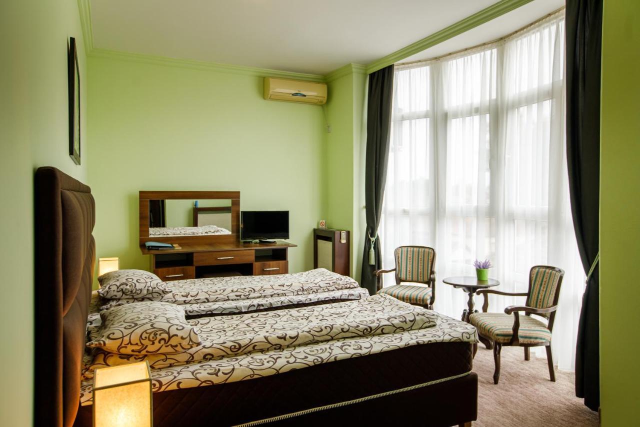 Villa Modena 수보티차 외부 사진