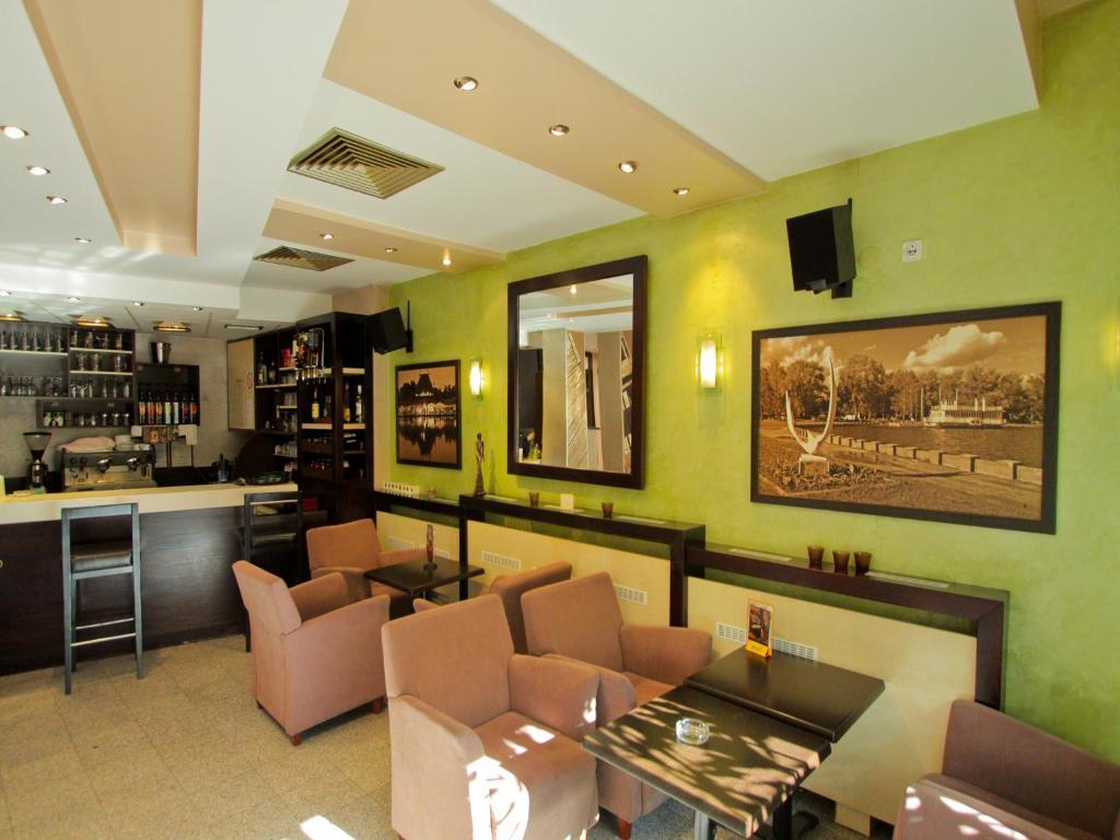 Villa Modena 수보티차 외부 사진