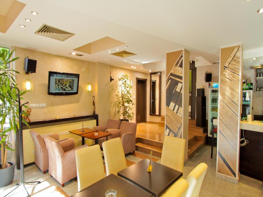 Villa Modena 수보티차 외부 사진